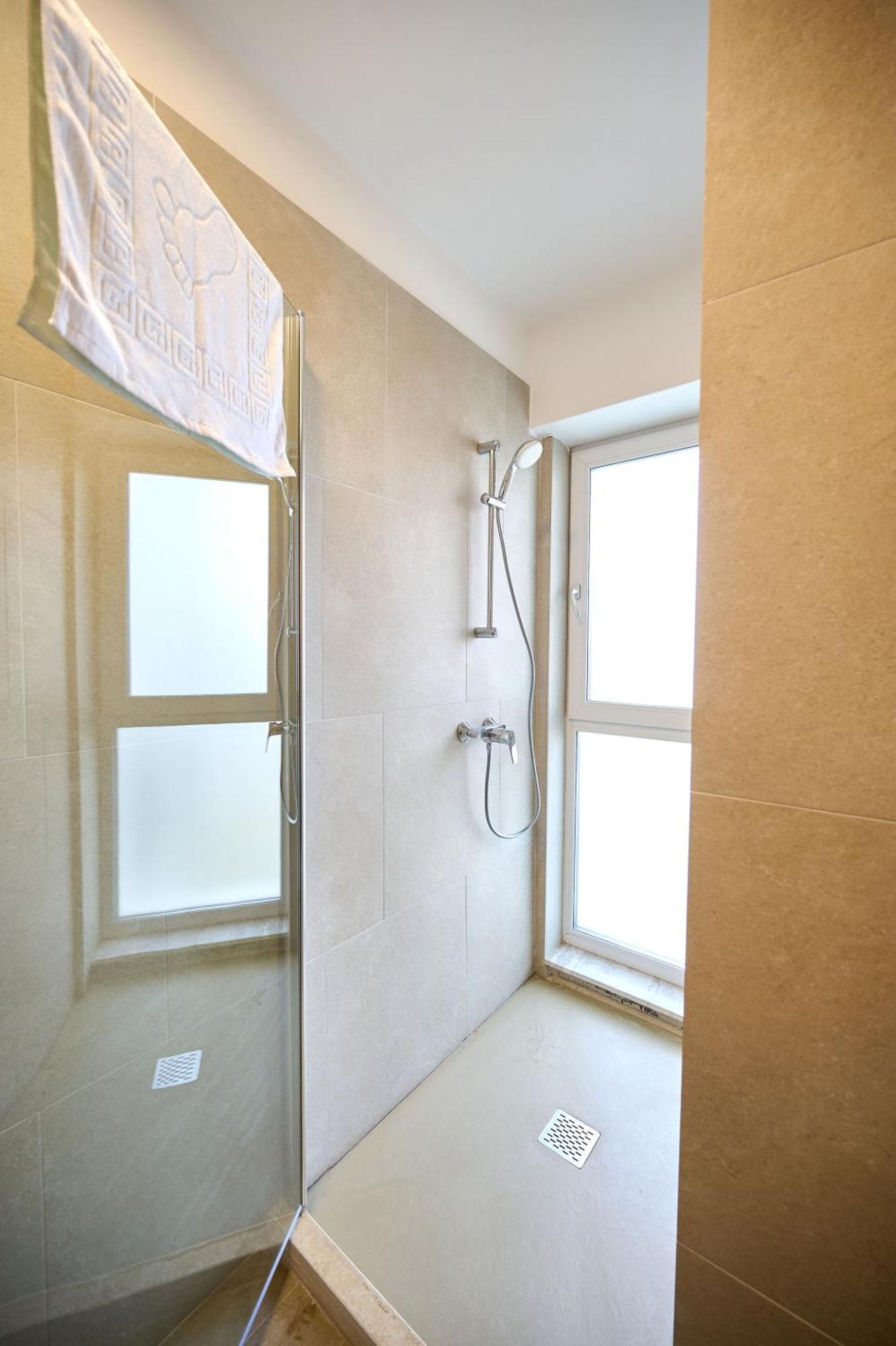 Summer Residence Apartment In Infinity Beach Resort - Parking Mamaia Dış mekan fotoğraf