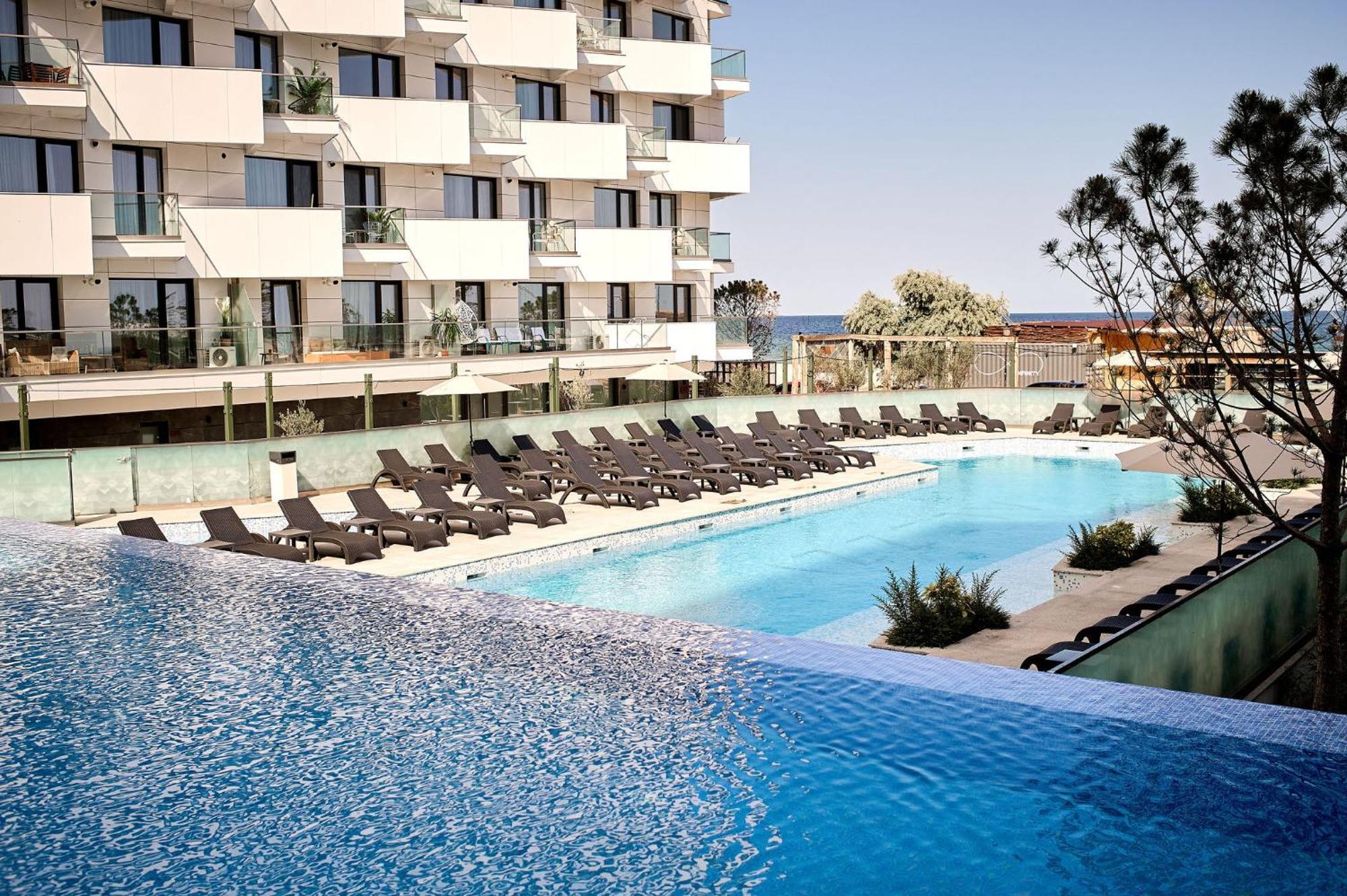 Summer Residence Apartment In Infinity Beach Resort - Parking Mamaia Dış mekan fotoğraf